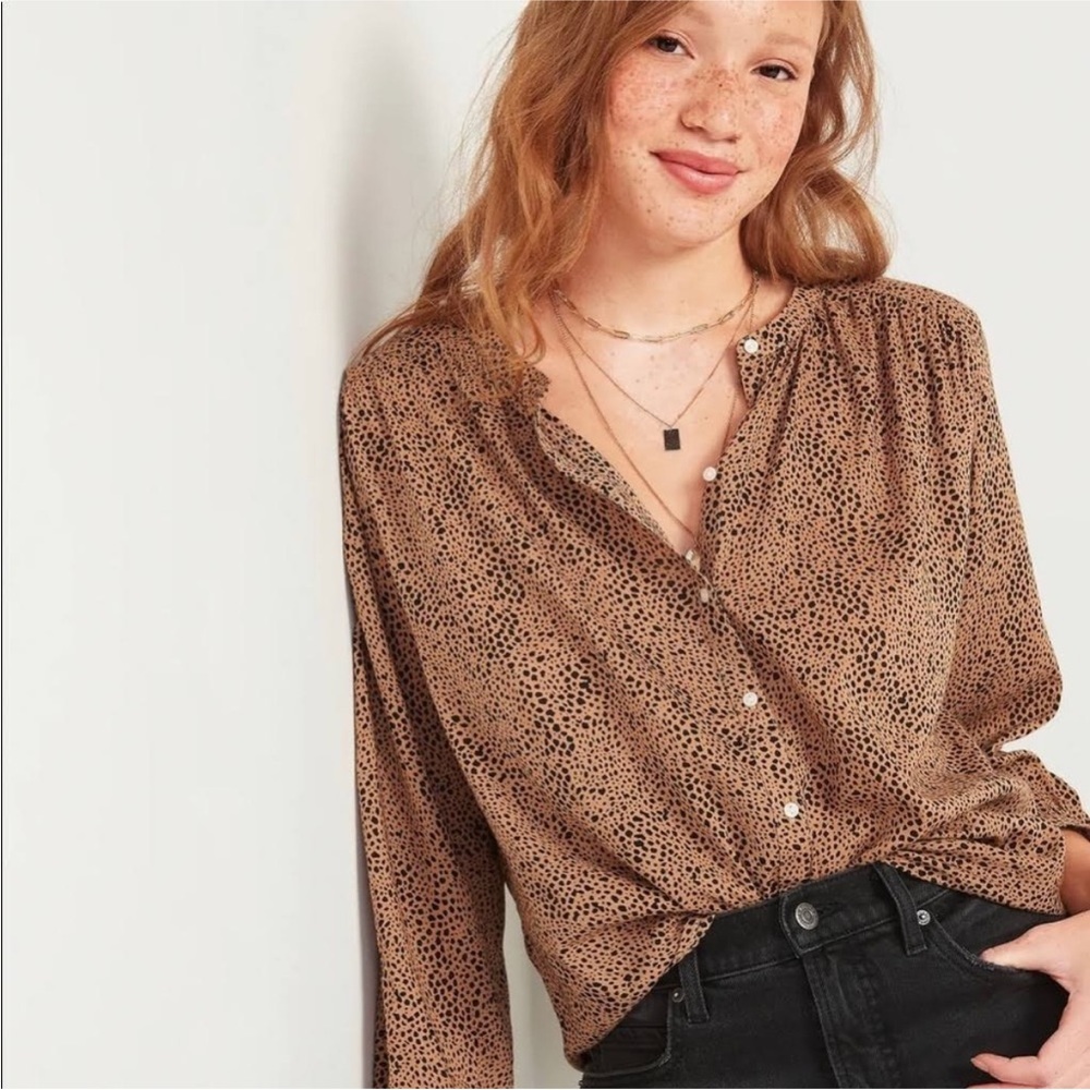 Old Navy Oversized Printed Button-Front Blouse - Cheetah Print